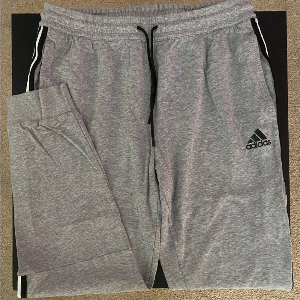 Men’s Adidas Grey Sweatpants - XL